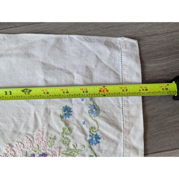 Vintage White Linen Hand Towel With Purple Floral Embroidery 14"x18" - Picture 3 of 4